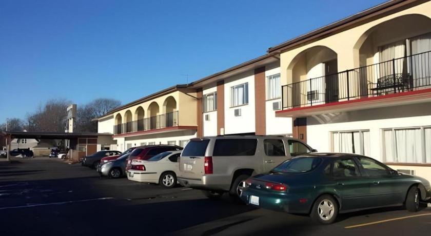 America'S Best Inn Urbana Champaign Exterior photo